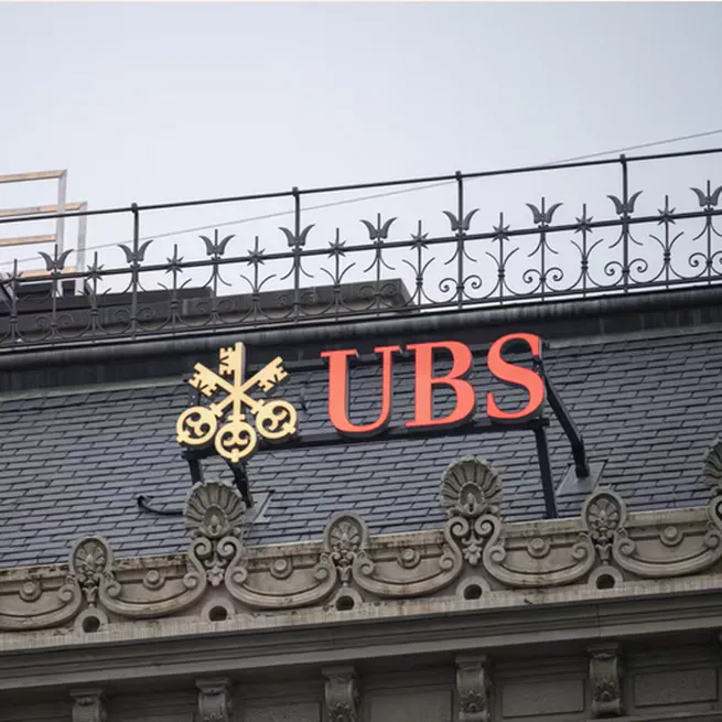 UBS vs. Suiza: ¿Un juego de póker regulatorio o una realidad inminente? El dilema entre solvencia y competitividad